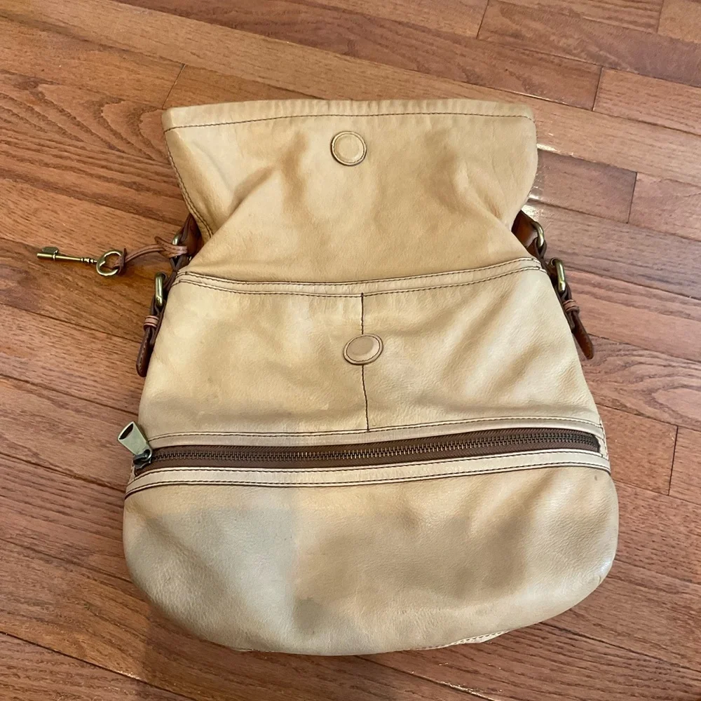FOR @Esthetician14   ❌ Fossil Leather Shoulder Bag Purse